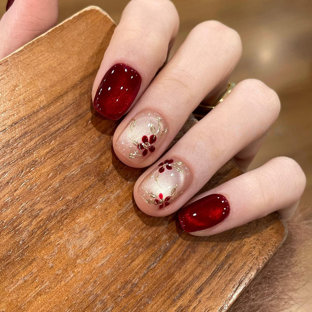 Artificial nails with elegant floral and glitter designs Bowlift