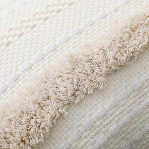 Women Structured Pillowcase with Tassels Bowlift