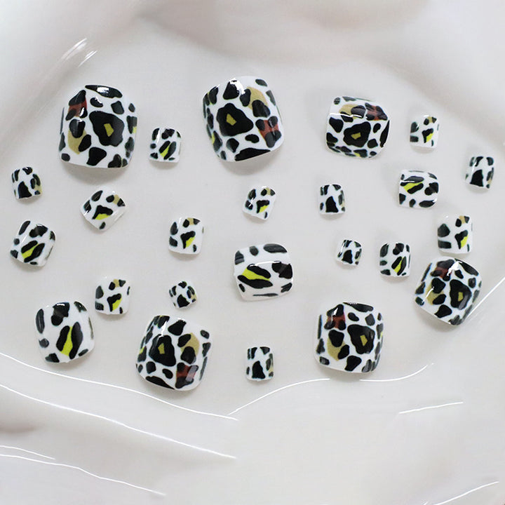 Animal Print Nail Art Bowlift