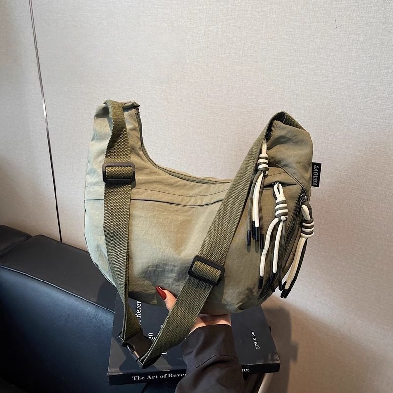 Versatile Sling Tote Bag Bowlift