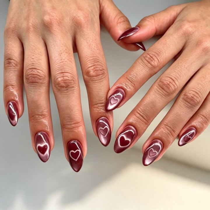Artistic Heart Design Press-On Nails Bowlift