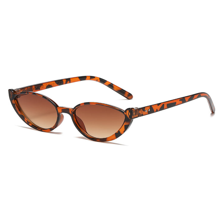 Ladies elegant sunglasses in stylish cat-eye design Bowlift