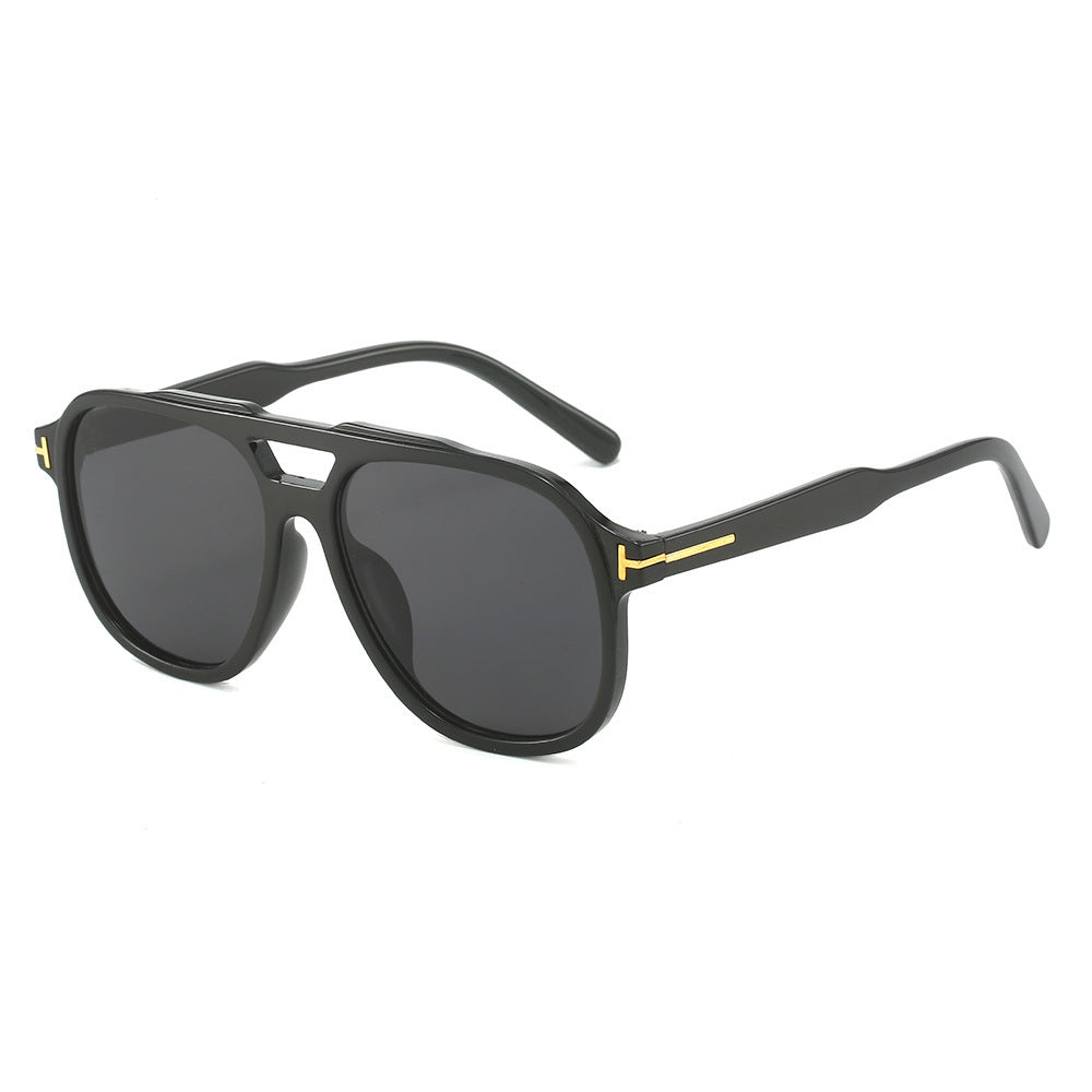 Retro-Inspired Oversized Sunglasses Bowlift