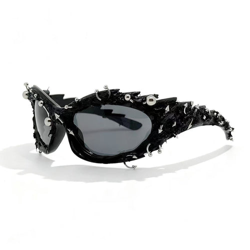 Ladies extravagant designer sunglasses with eye-catching jewelry frame Bowlift