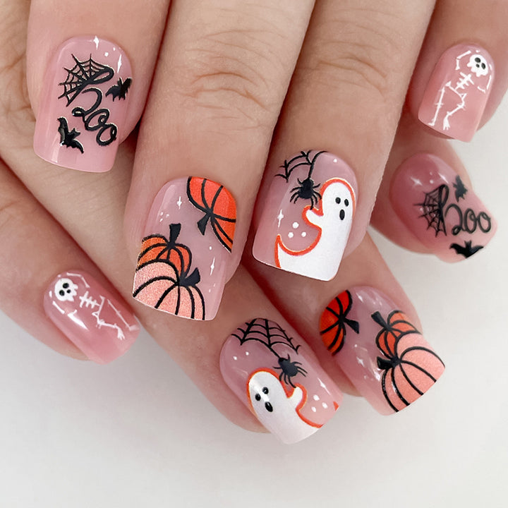 Stylish Press-On Nail Set with Shimmering Finish Bowlift