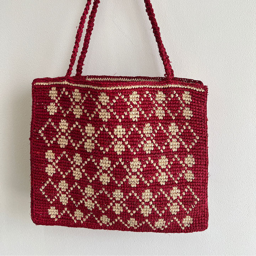 Handcrafted knit bag with floral design Bowlift