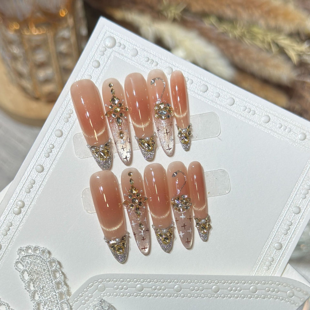 Elegant Nail Art Set Bowlift