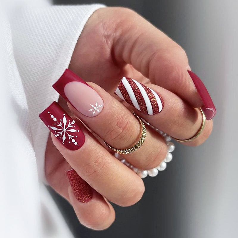 Festive artificial nail set with winter motifs Bowlift