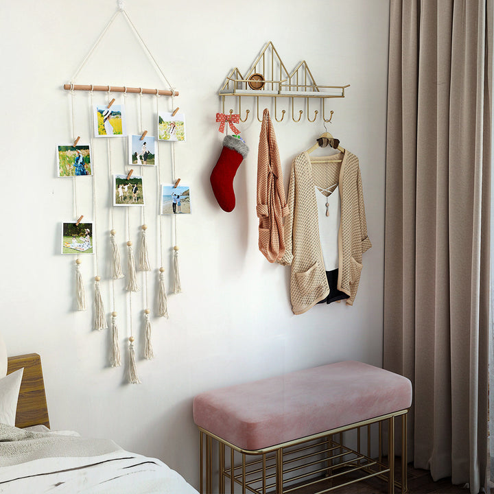 Decorative wall hanging with fringes