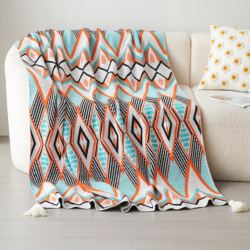 Women's decorative bedspread made of high-quality microfiber with unique design Bowlift
