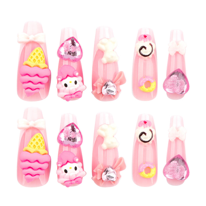 Artful nail extensions with 3D dessert motif Bowlift