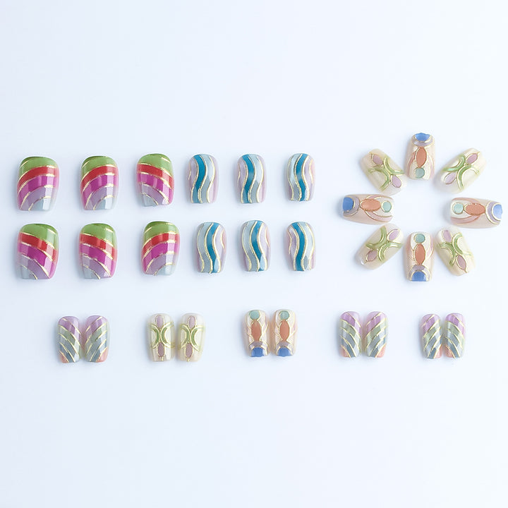 Artistic Press-On Nail Set with Gold Accents Bowlift