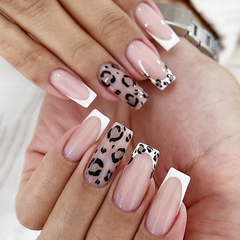 Artificial nail set with elegant flower and leopard design Bowlift
