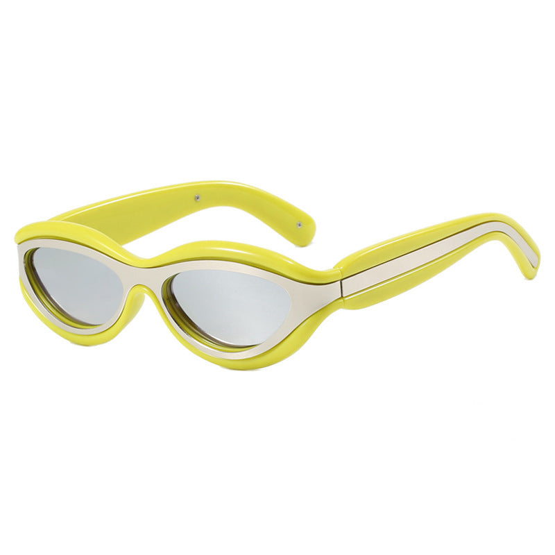 Ladies Cat-Eye Sunglasses with protective UV protection and stylish frame Bowlift