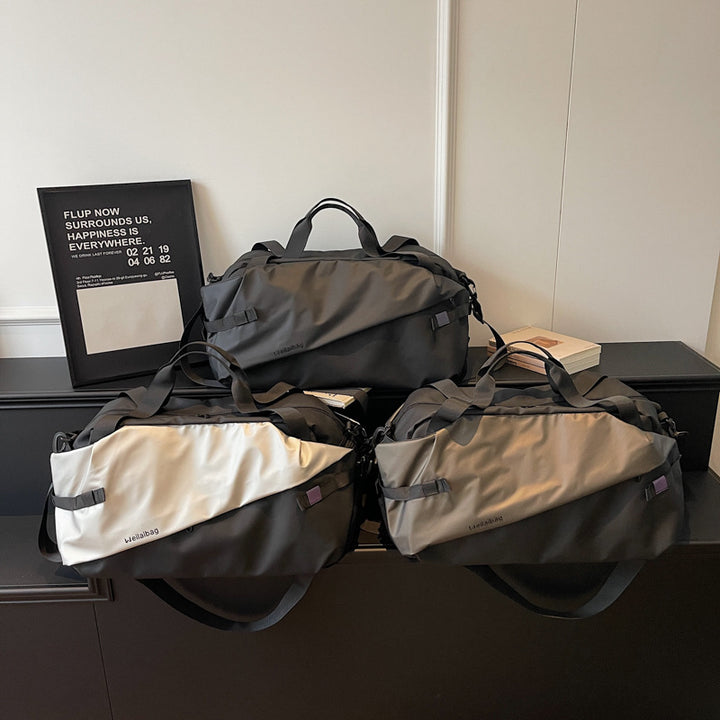 Women's sporty travel bag with innovative compartment system Bowlift