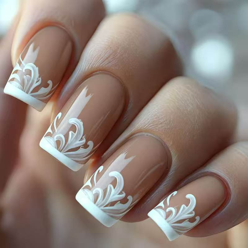 Artificial nails with elegant stiletto design Bowlift