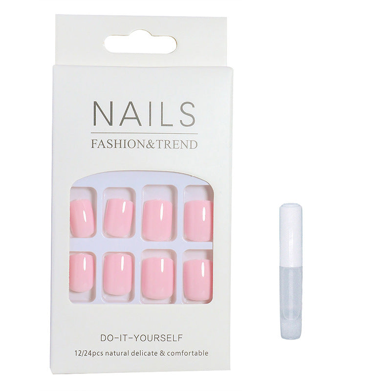 Do-It-Yourself Press-On Nail Set Bowlift