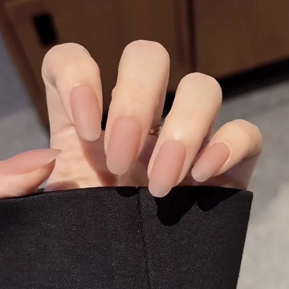 Artistic Ocean-Inspired Press-On Nail Design Bowlift