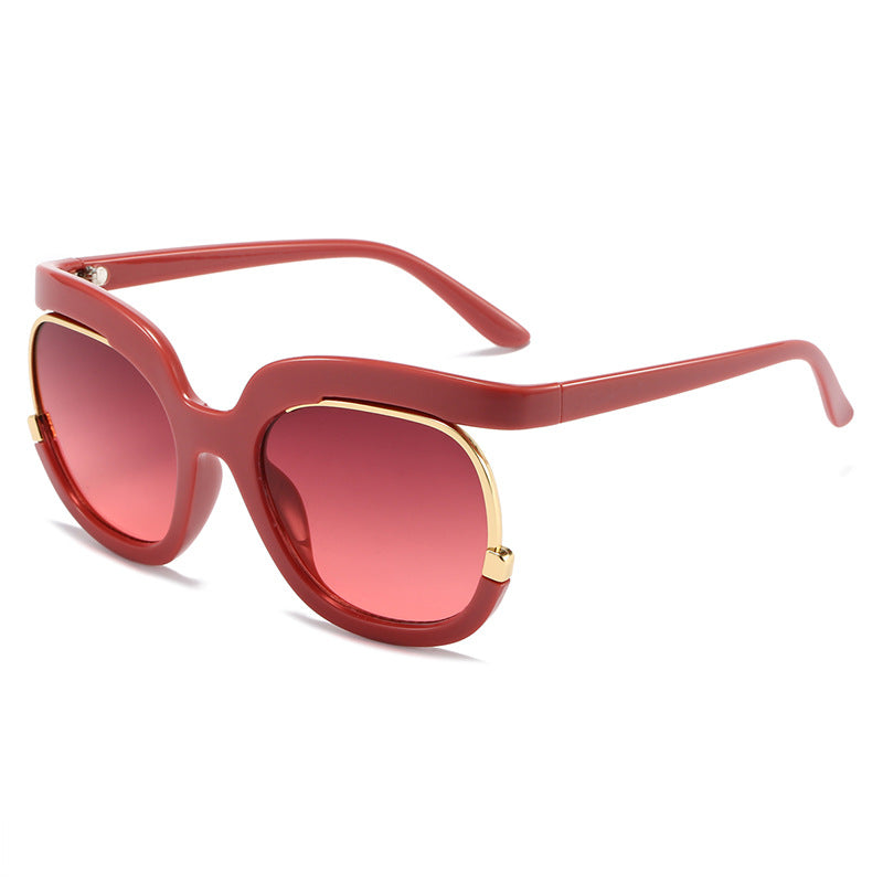 Women Oversized Sunglasses with Elegant Tortoise Design Bowlift