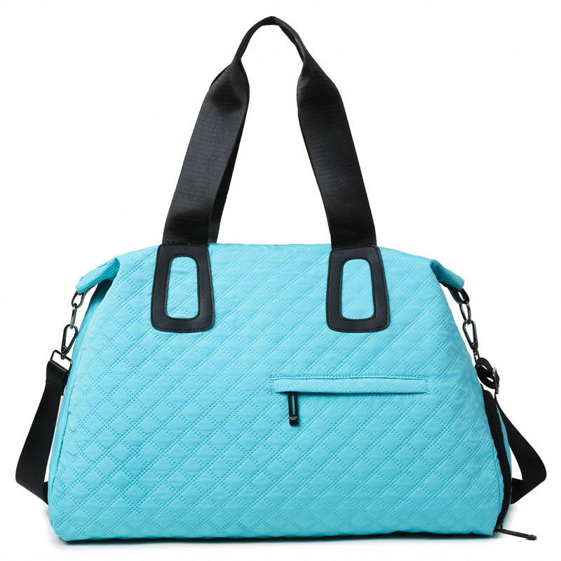 Elegant and Practical Weekender Bag Bowlift
