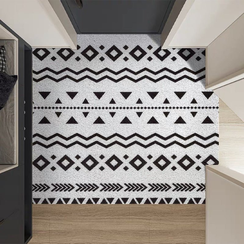 Geometric Patterned Area Rug