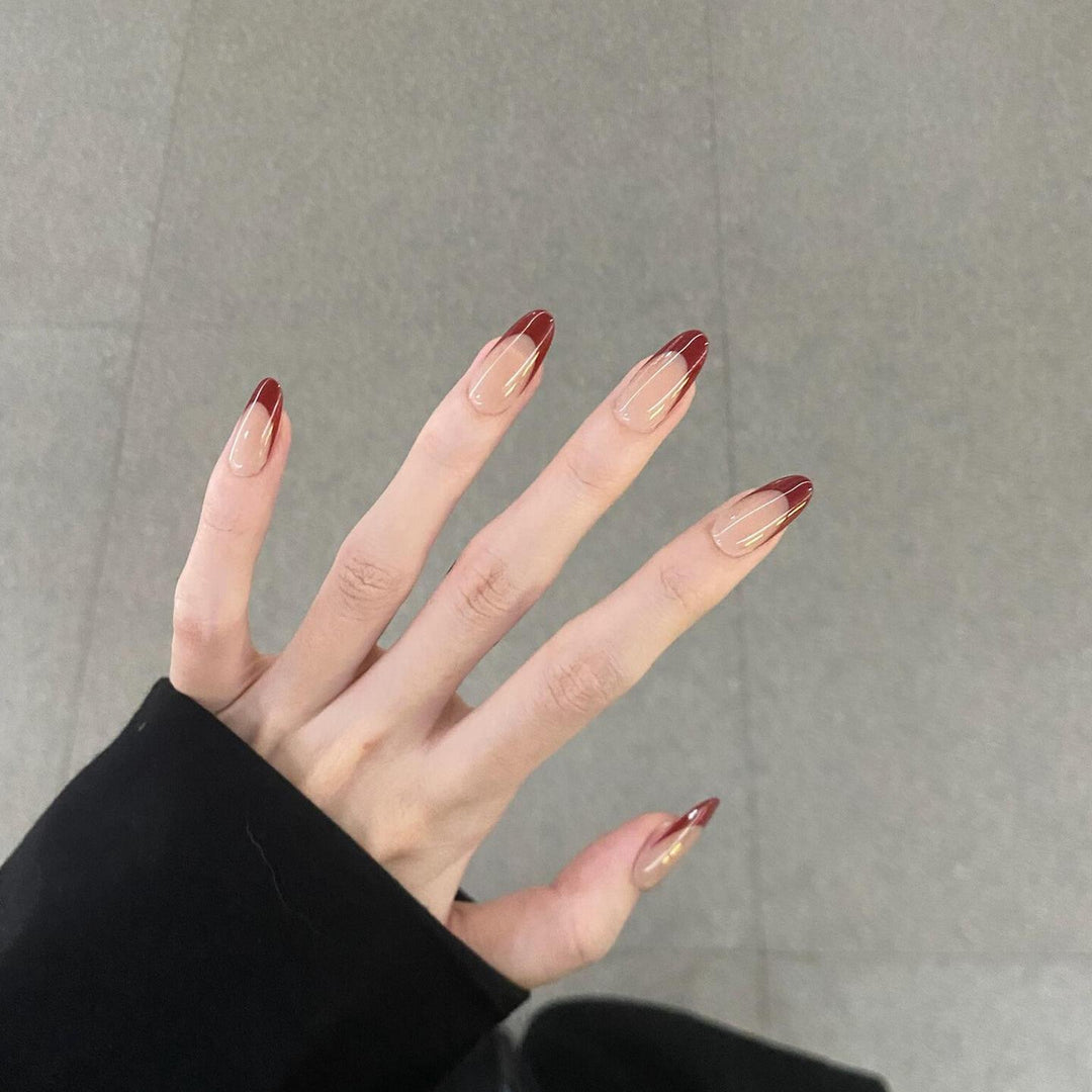 Elegant artificial nails with modern gradient effects Bowlift