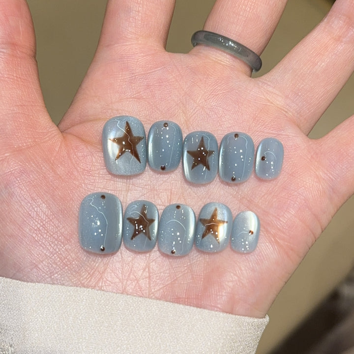 Artificial Nail Tips with Star Design Bowlift