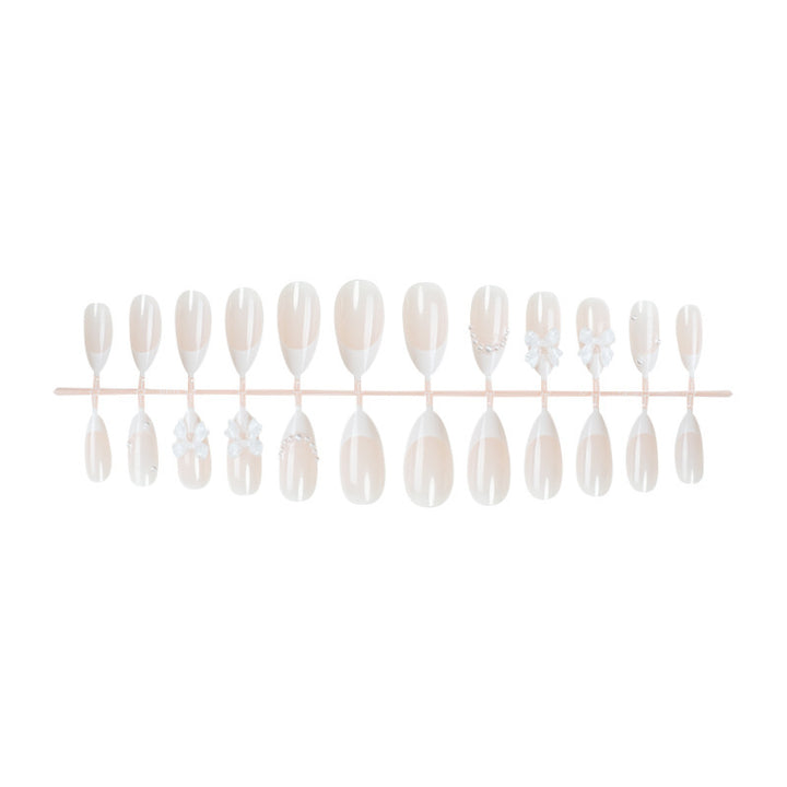 Decorative Press-On Nail Set with Floral and Pearl Embellishments Bowlift