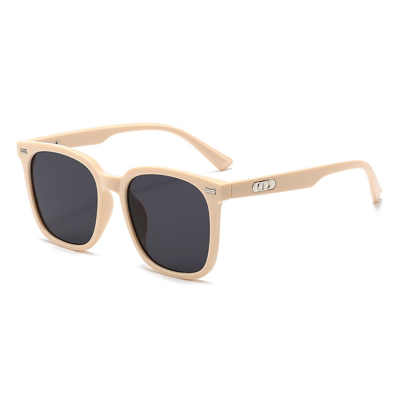 Vintage-Inspired Square Sunglasses