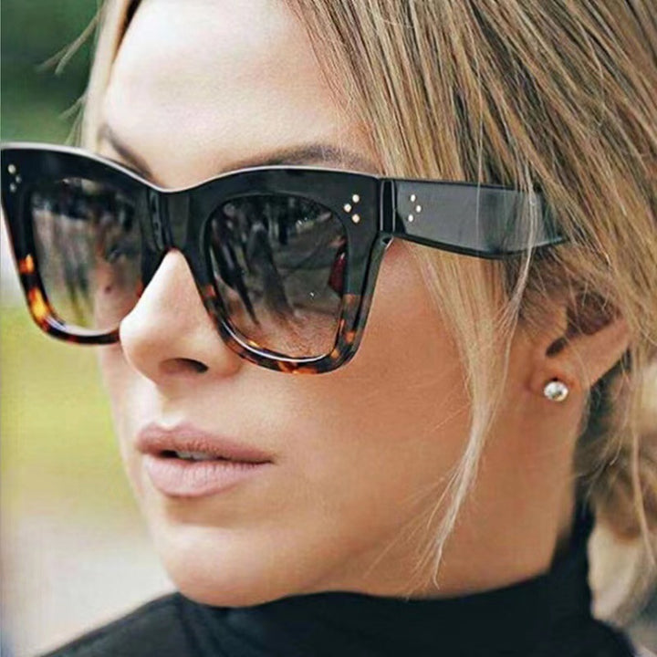 Women's Sunglasses Bowlift
