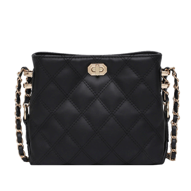 Elegant Quilted Crossbody Bag Bowlift