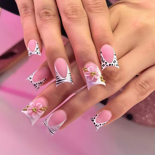 Artistic Floral-Enhanced Press-On Nails Bowlift