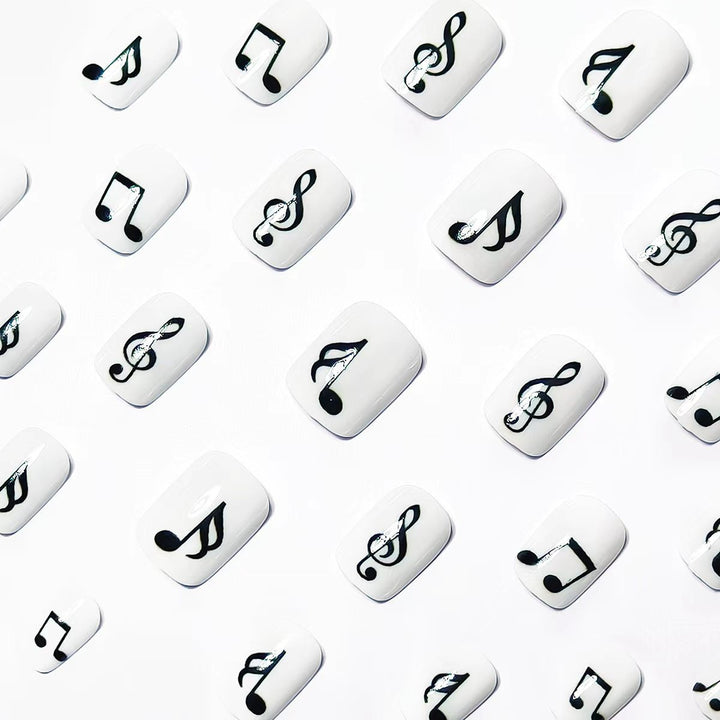 Artificial nails with music motif Bowlift