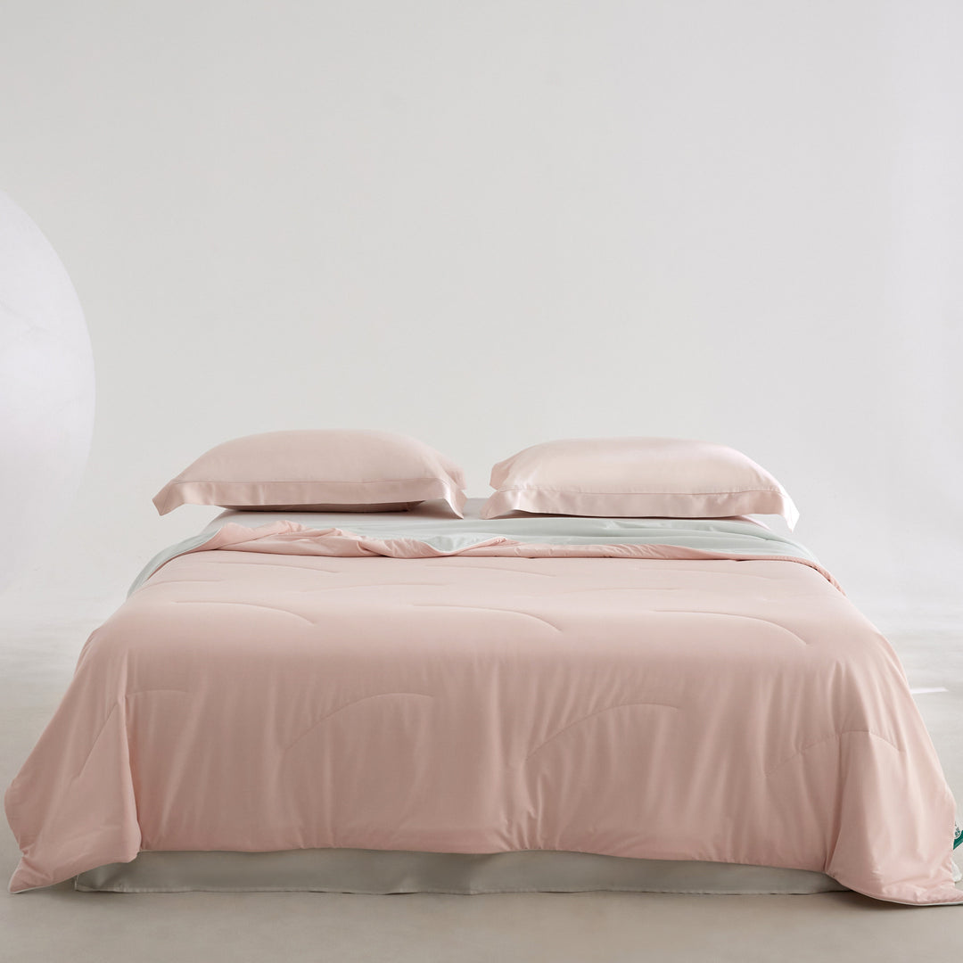 Women's breathable and comfortable blanket with soft texture Bowlift