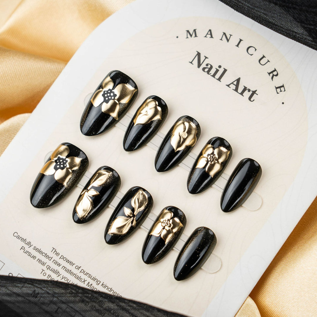 Artificial nail set with elegant 3D flowers and glamorous decorations Bowlift