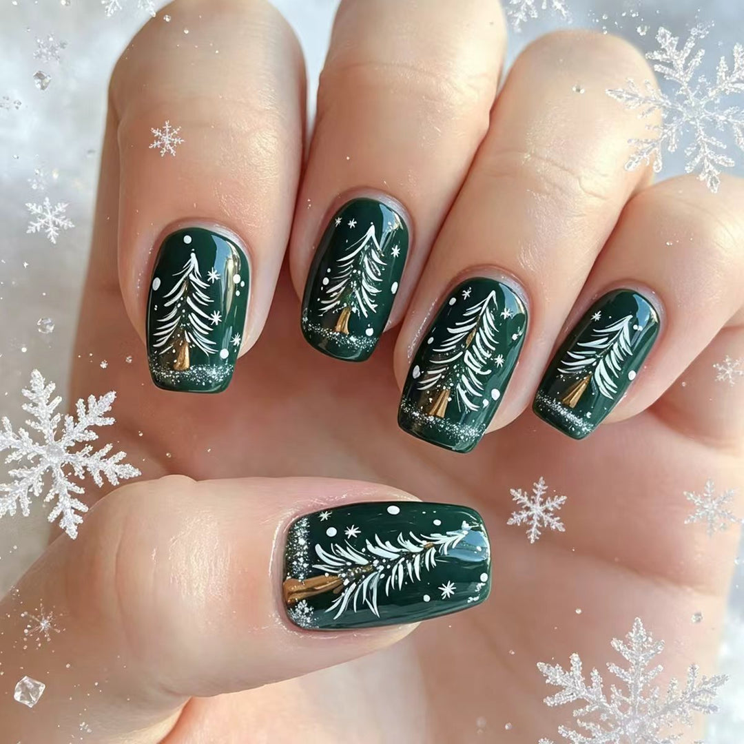 Artificial Nails in Festive Christmas Tree Design Bowlift
