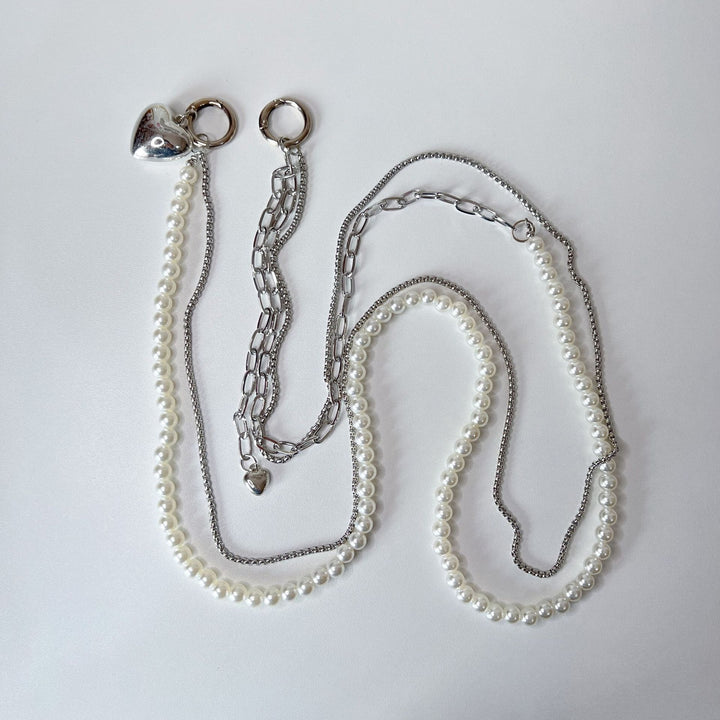 Elegant Beaded Eyewear Chain Bowlift