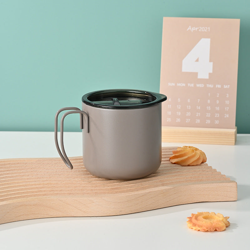 Ladies functional coffee mug with transparent lid Bowlift