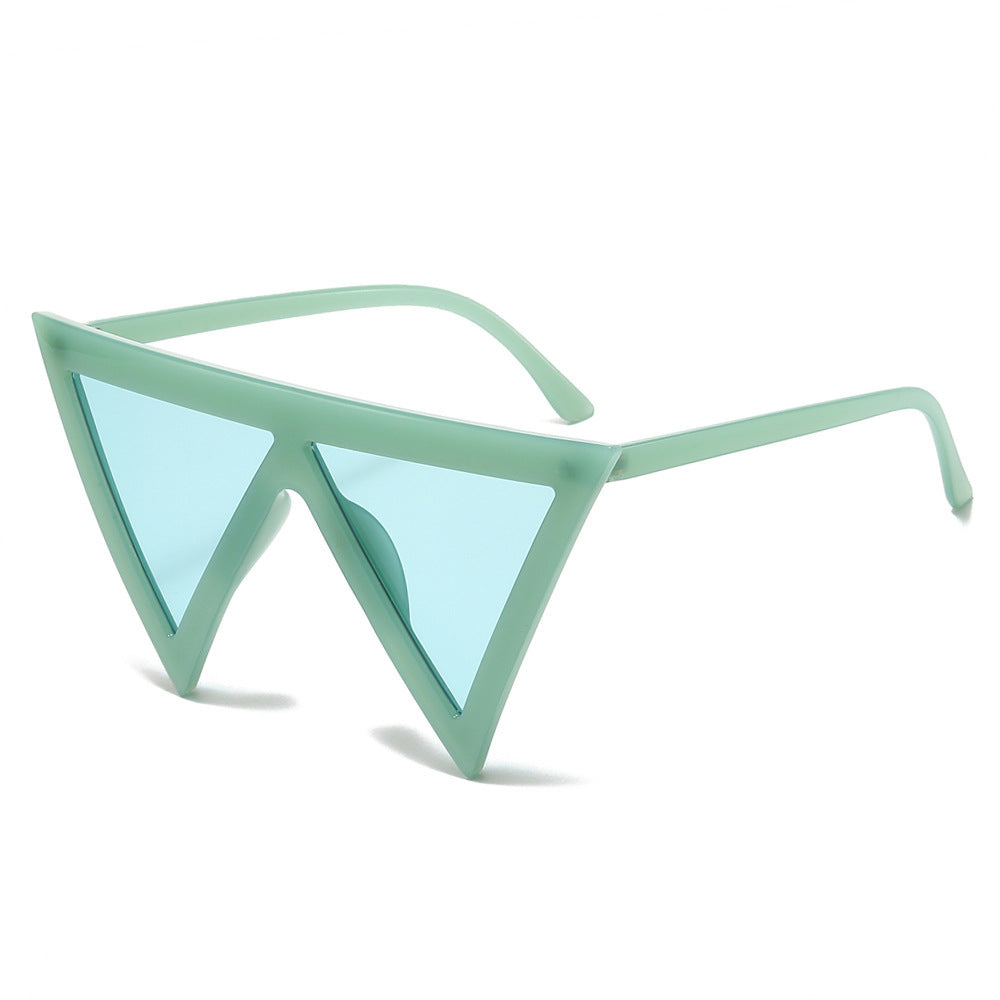 Bold Triangular Frame Sunglasses Bowlift