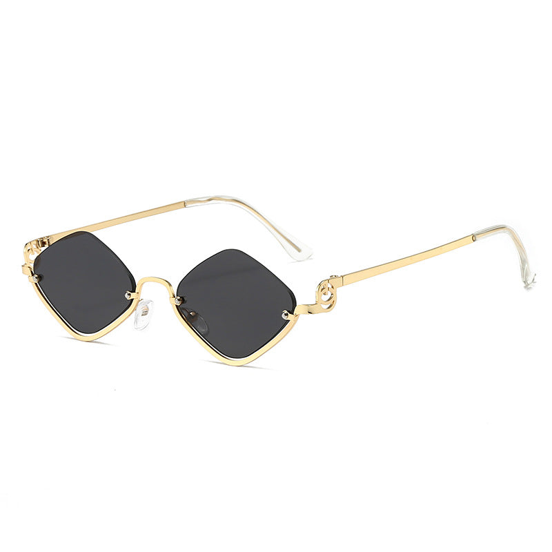 Elegant Geometric Frame Sunglasses