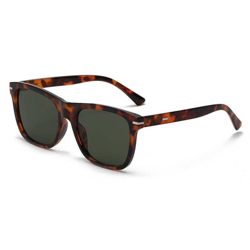 Ladies stylish square sunglasses with high-quality frame and UV protection Bowlift