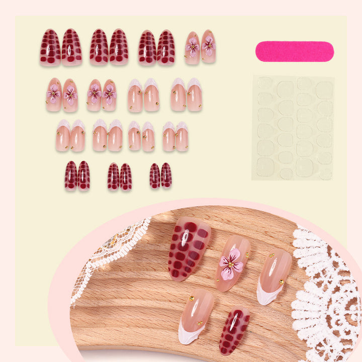 Nail art set with decorative floral and glamorous design Bowlift