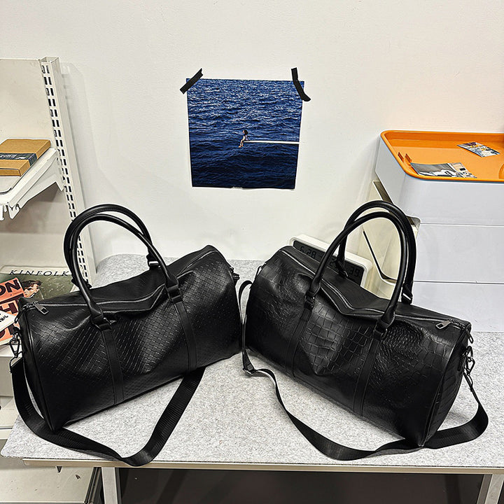 Sporty travel bag made of durable material and high-quality workmanship Bowlift