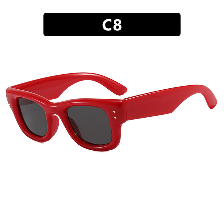 Women's fashionable sunglasses with wide, elegant frame and protective UV filter Bowlift