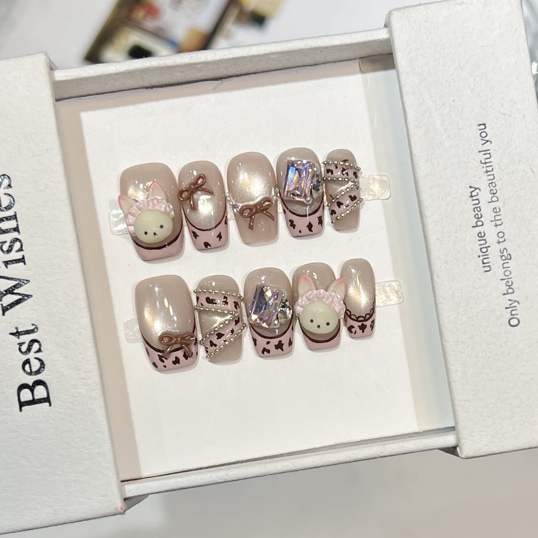 Whimsical Animal-Themed Press-On Nail Set Bowlift