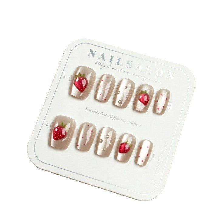 Artificial nails with strawberry design Bowlift