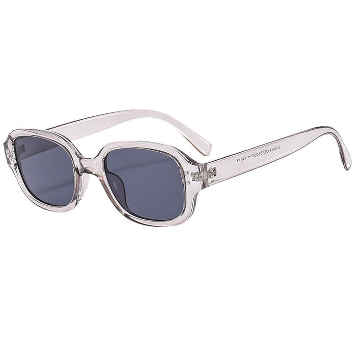 Women’s fashionable sunglasses with large, square frame Bowlift