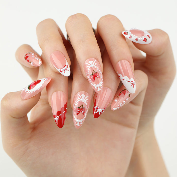 Artful nail extensions with strawberry motifs Bowlift