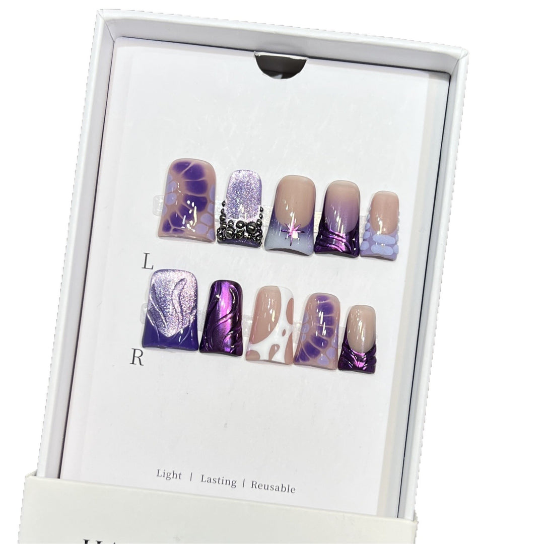 Playful Cartoon-Themed Press-On Nail Set Bowlift