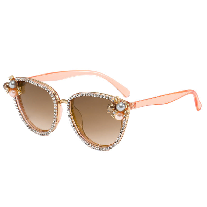 Ladies glamorous sunglasses with pearl and crystal decoration Bowlift